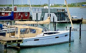 Hausboot Segelyacht Nui